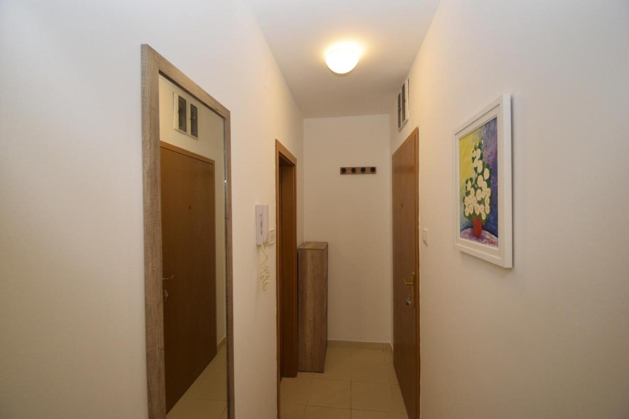 Studio Apartment Art Zone Podgoriçe Dış mekan fotoğraf